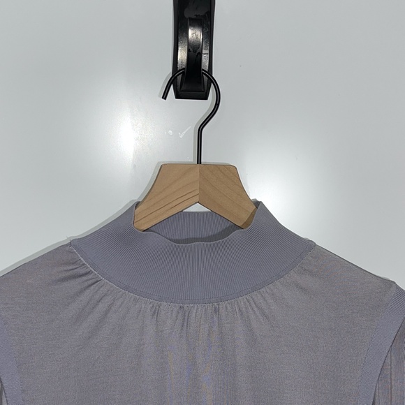 Theory Mock Neck Top in Modal-Silk Size Small - Picture 4 of 7